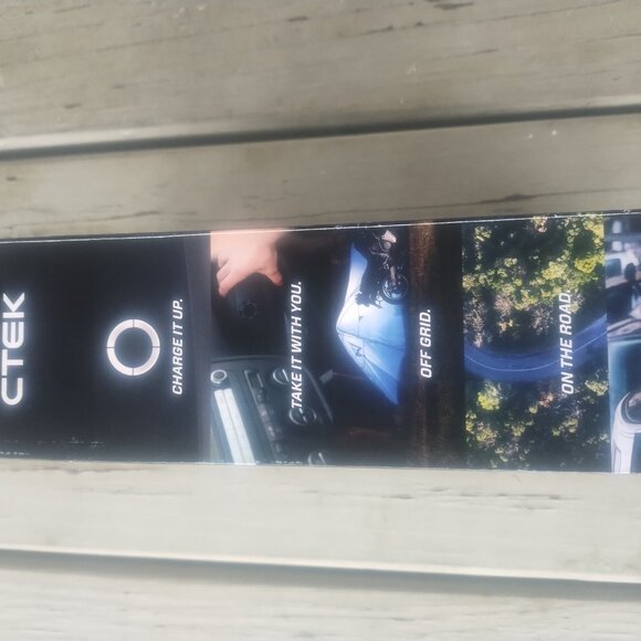 CTEK CS Free 4 in 1 BATTERY CHARGER & MAINTAINER - Picture 11 of 14